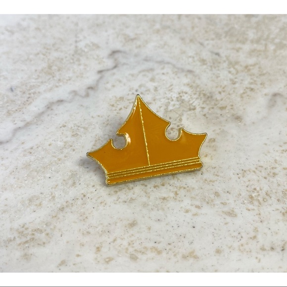 Disney Accessories - DISNEY Yellow Crown Pin